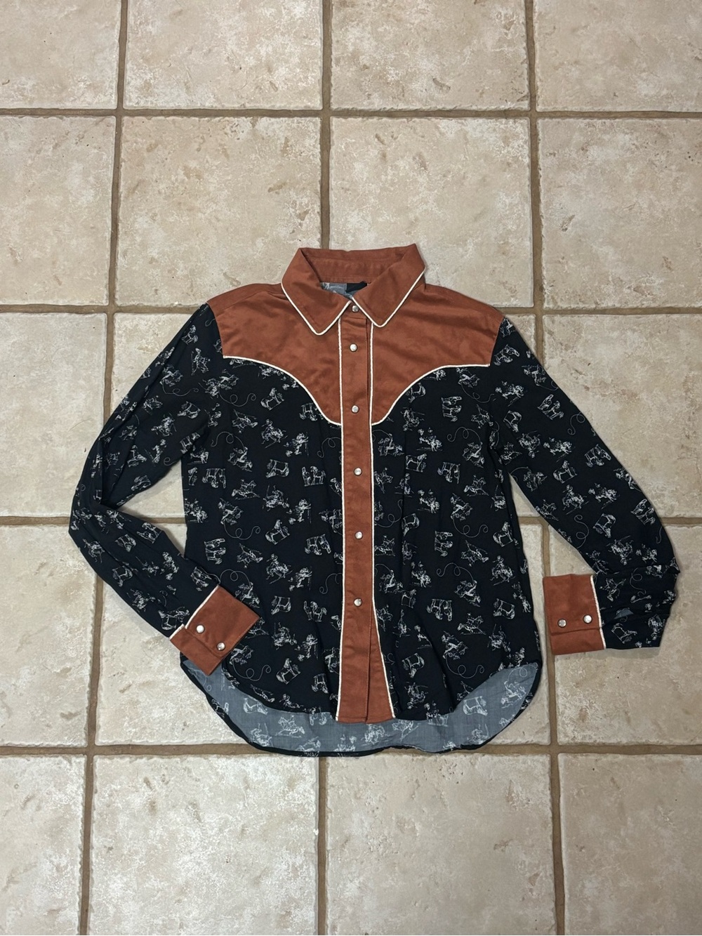 Cruel Denim cute vintage western pearl snap shirt!